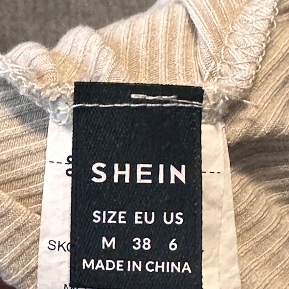 SHEIN Cream Ribbed Top - Picture 2 of 2